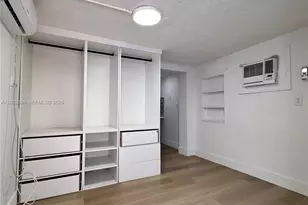 9310 SW 43rd St, Miami, FL 33165 - Photo 13