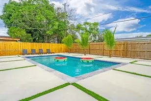 17621 NE 7th Ave, Miami, FL 33162 - Photo 39