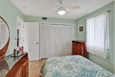10730 SW 47th St, Miami, FL 33165 - Photo 13