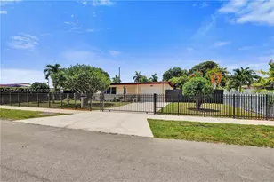 10730 SW 47th St, Miami, FL 33165 - Photo 1