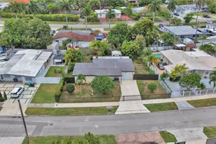10730 SW 47th St, Miami, FL 33165 - Photo 39