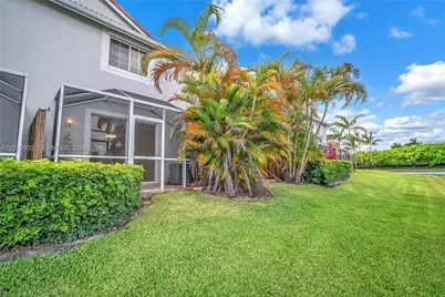 3698 San Simeon Cir, Weston, FL 33331 - Photo 25
