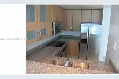 2101 Brickell #410, Miami, FL 33131 - Photo 7
