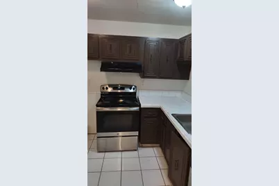 496 NW 165th St Rd #D109, Miami, FL 33169 - Photo 3