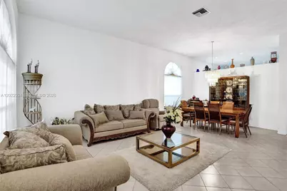 1155 NW 132nd Ave, Pembroke Pines, FL 33028 - Photo 7