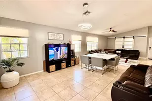 5470 Pine Cir, Coral Springs, FL 33067 - Photo 11