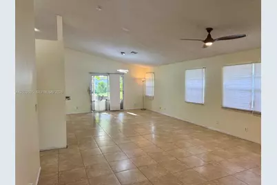 5470 Pine Cir, Coral Springs, FL 33067 - Photo 47