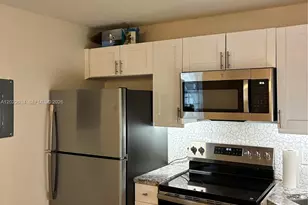 117 NE 5th St NE, Winter Haven, FL 33881 - Photo 9