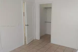 1260 Sesame St, Opa-Locka, FL 33054 - Photo 5