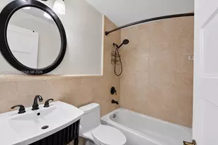 18536 NW 56th Pl, Miami Gardens, FL 33055 - Photo 15