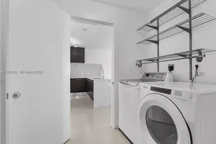 900 Biscayne Blvd, Miami, FL 33132 - Photo 17