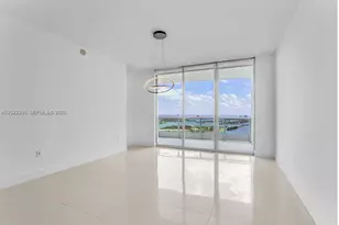 900 Biscayne Blvd, Miami, FL 33132 - Photo 7