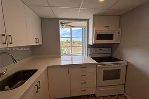 2001 Atlantic Shores Blvd, Hallandale Beach, FL 33009 - Photo 9