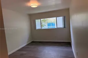 10001 W Bay Harbor Dr, Bay Harbor Islands, FL 33154 - Photo 11