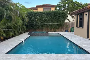 157 NE 25th Ave, Homestead, FL 33033 - Photo 3