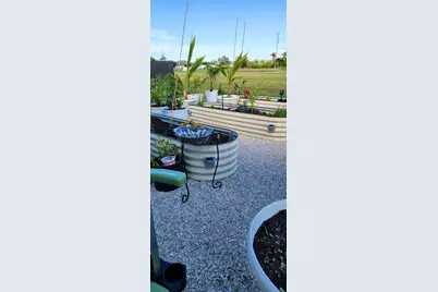 225 SW 31st Pl, Cape Coral, FL 33991 - Photo 11