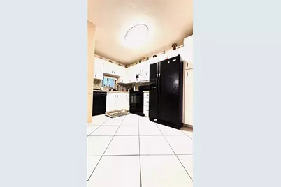 8961 S Hollybrook Blvd #106, Pembroke Pines, FL 33025 - Photo 21