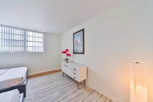 19370 Collins Ave, Sunny Isles Beach, FL 33160 - Photo 5