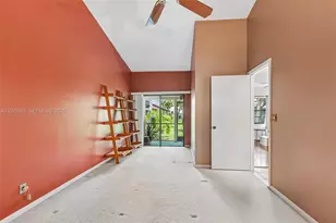 8927 W Sunrise Blvd, Plantation, FL 33322 - Photo 23