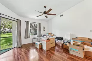 8927 W Sunrise Blvd, Plantation, FL 33322 - Photo 9
