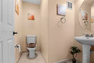 881 NW 208th Dr, Pembroke Pines, FL 33029 - Photo 19