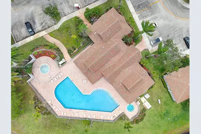 881 NW 208th Dr, Pembroke Pines, FL 33029 - Photo 35