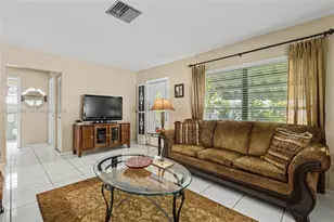 8309 NW 59th Pl, Tamarac, FL 33321 - Photo 9