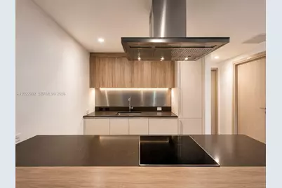 1000 Brickell Plaza #1903, Miami, FL 33131 - Photo 7