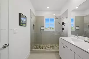 283 SW 169th Ln, Pembroke Pines, FL 33027 - Photo 9