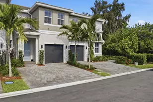 283 SW 169th Ln, Pembroke Pines, FL 33027 - Photo 1