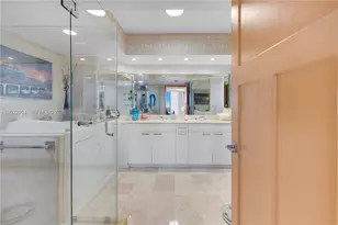 21055 Yacht Club Dr, Aventura, FL 33180 - Photo 21