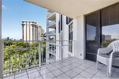 2000 Towerside Ter #709, Miami, FL 33138 - Photo 19