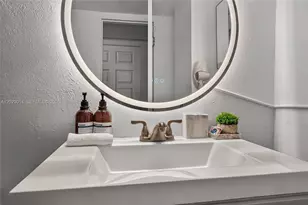 19201 Collins Ave, Sunny Isles Beach, FL 33160 - Photo 31
