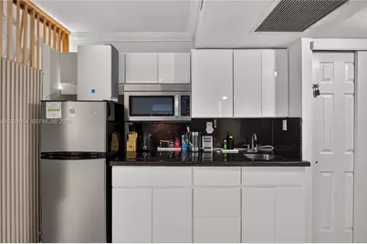 19201 Collins Ave #949, Sunny Isles Beach, FL 33160 - Photo 13