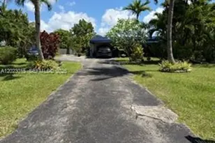 8331 SW 100th St, Miami, FL 33156 - Photo 1