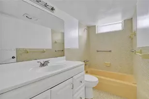 2920 Point E Dr, Aventura, FL 33160 - Photo 13