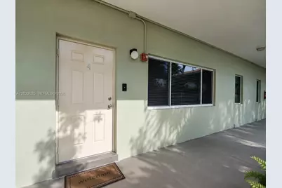 1423 Holly Heights Dr #4, Fort Lauderdale, FL 33304 - Photo 5