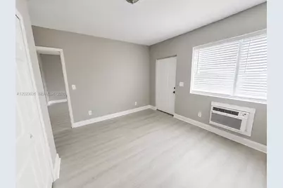 1920 Washington Ave #5, Opa Locka, FL 33054 - Photo 11
