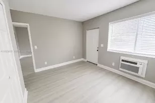 1920 Washington Ave, Opa-Locka, FL 33054 - Photo 11