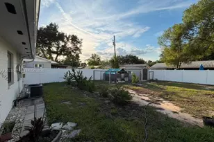 1210 Branda Vista Dr, Brandon, FL 33510 - Photo 15
