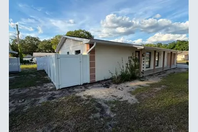 1210 Branda Vista Dr, Brandon, FL 33510 - Photo 7