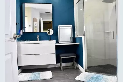 10205 SW 12th St, Pembroke Pines, FL 33025 - Photo 21