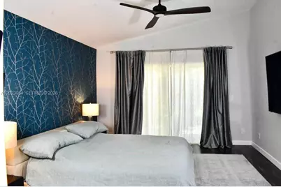10205 SW 12th St, Pembroke Pines, FL 33025 - Photo 17