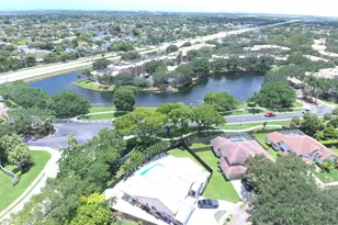 10205 SW 12th St, Pembroke Pines, FL 33025 - Photo 41