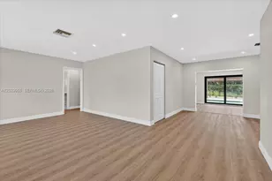 2460 NW 67th Ct, Fort Lauderdale, FL 33309 - Photo 5