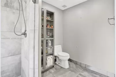 7426 SW 162nd Ct, Miami, FL 33193 - Photo 15