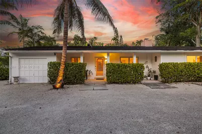 11403 NE 8th Ave, Biscayne Park, FL 33161 - Photo 43