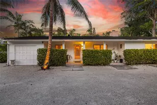 11403 NE 8th Ave, Biscayne Park, FL 33161 - Photo 43