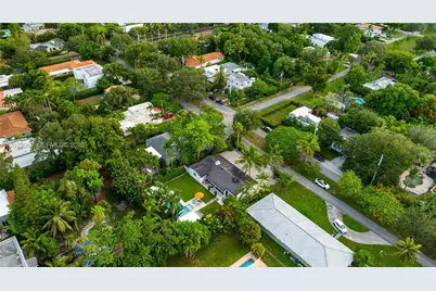 11403 NE 8th Ave, Biscayne Park, FL 33161 - Photo 31