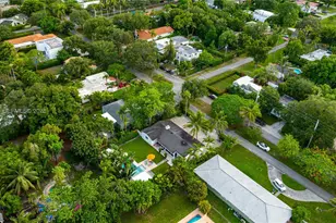 11403 NE 8th Ave, Biscayne Park, FL 33161 - Photo 31